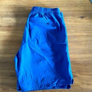 Rhône men’s casual shorts. Quick dry. Size M or 33/34.